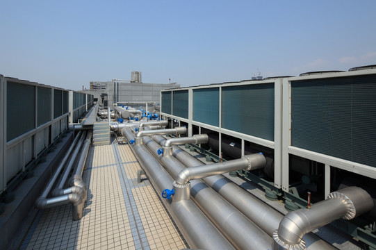 辦公樓中央空調(diào)清洗維保怎么做?寫字樓中央空調(diào)維保